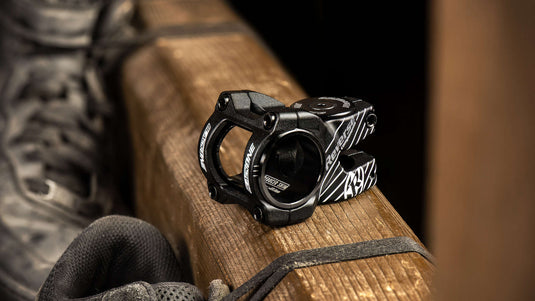 Black-ONE D-2 Stem