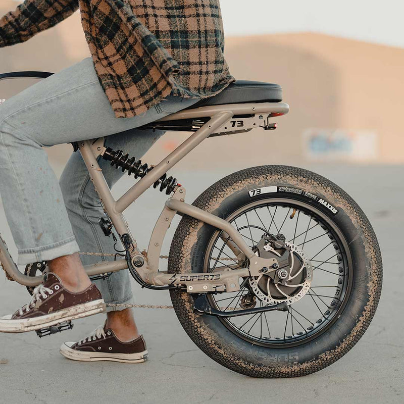 Load image into Gallery viewer, Maxxis - Supersucker Tire 20 x 4.5
